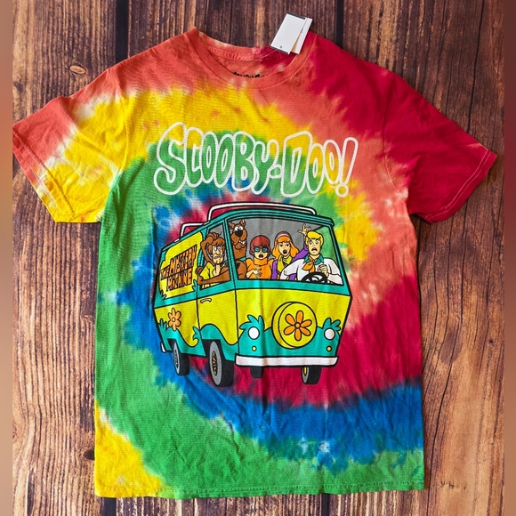Scooby Doo Men's Size Medium Tie Dye Graphic Tee Short Sleeve Van Colorful NWT - Picture 1 of 6